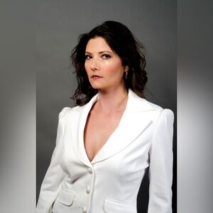 Elegant White Women's Blazer